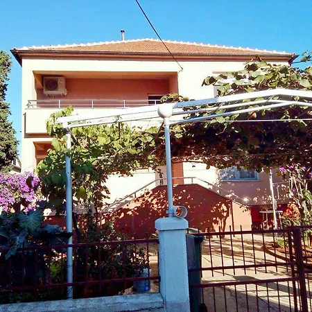 Danijel דירה זאדאר